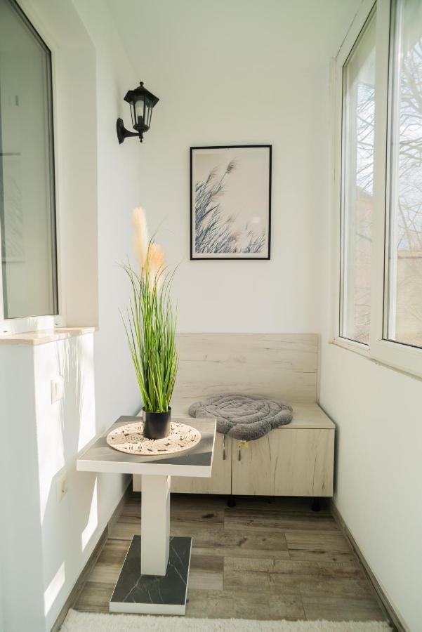 Popasul Dacului Calator Apartment Hunedoara Ngoại thất bức ảnh